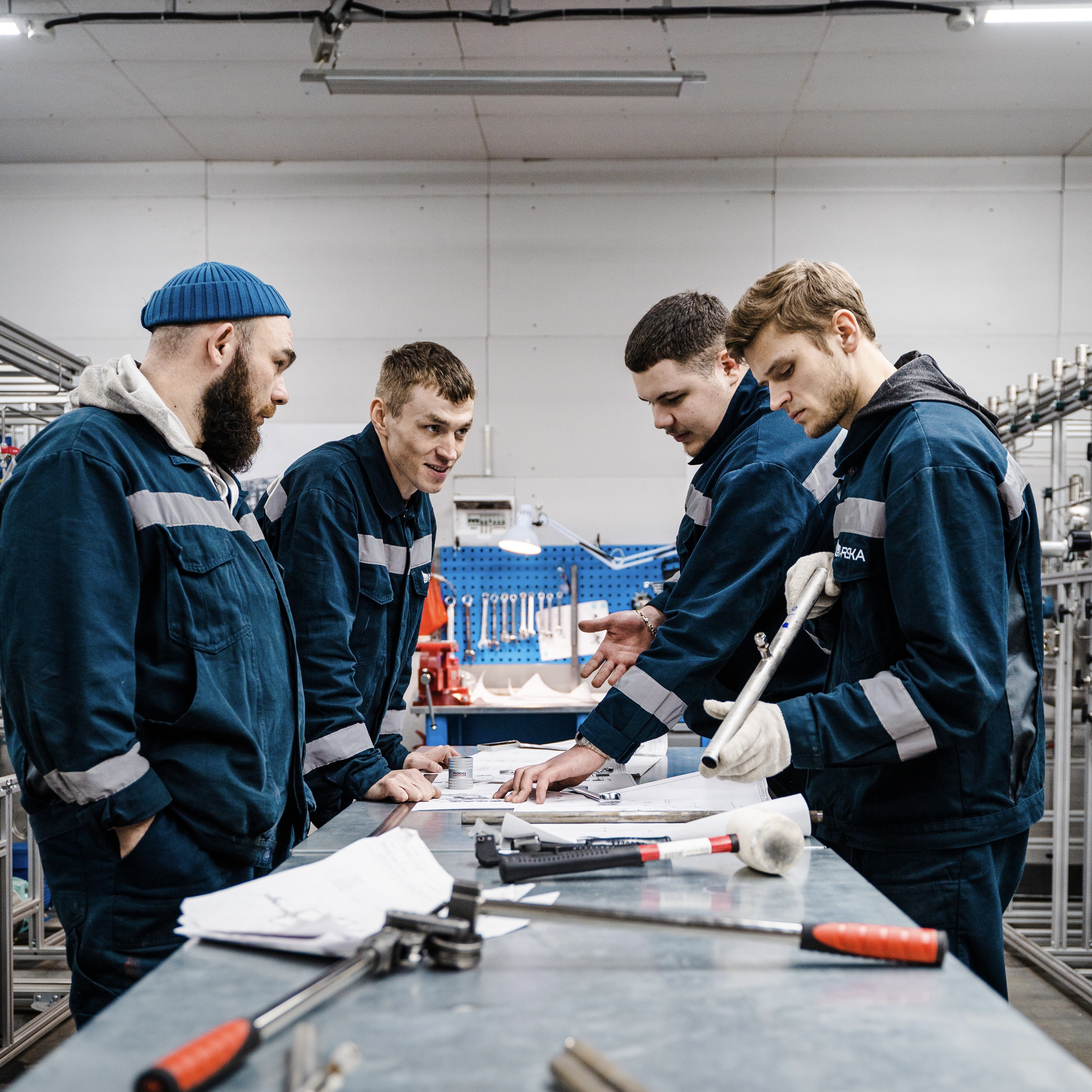 01. EXPERIENCED ENGINEERING TEAM